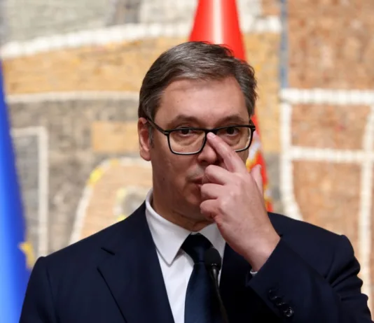Vučić posle razgovora sa zvaničnicima EU i SAD:Njihov jedini cilj da Srbija prizna nezavisno Kosovo vucic-posle-razgovora-sa-zvanicnicima-eu-i-sad:njihov-jedini-cilj-da-srbija-prizna-nezavisno-kosovo