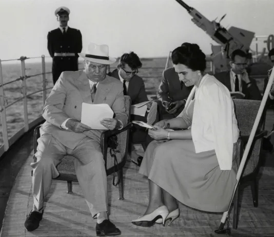 „Žalim što je Tito pristao da mu se amputira noga i svoj kraj učinio neherojskim“: Iz „Knjige o Titu“ Dobrice Ćosića „zalim-sto-je-tito-pristao-da-mu-se-amputira-noga-i-svoj-kraj-ucinio-neherojskim“:-iz-„knjige-o-titu“-dobrice-cosica