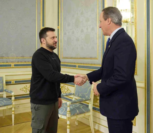 Zašto je Kameron odlučio da kao novi šef britanske diplomatije poseti prvo Zelenskog? zasto-je-kameron-odlucio-da-kao-novi-sef-britanske-diplomatije-poseti-prvo-zelenskog?