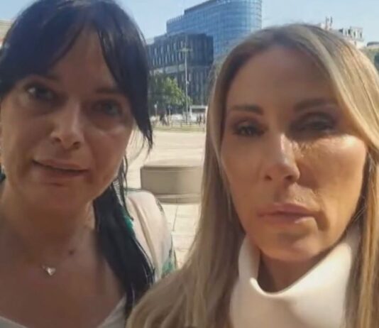 Otkriveno ko je jedan od napadača na narodne poslanice kod Skupštine otkriveno-ko-je-jedan-od-napadaca-na-narodne-poslanice-kod-skupstine