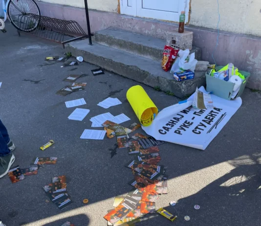 „Pretio je da će sve da nas polomi…“: Studentkinja otkriva za Nedeljnik šta se sve danas dešavalo u Jabuci kod Pančeva „pretio-je-da-ce-sve-da-nas-polomi…“:-studentkinja-otkriva-za-nedeljnik-sta-se-sve-danas-desavalo-u-jabuci-kod-panceva