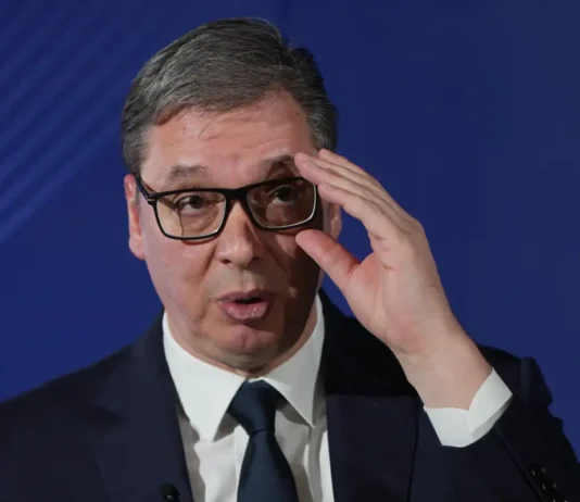 Vučić: Vanredni parlamentarni izbori „u oktobru, novembru ili decembru“ vucic:-vanredni-parlamentarni-izbori-„u-oktobru,-novembru-ili-decembru“