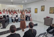 Снови који звуче као „Хофман”: Зворник добио средњу музичку школу и клавир вредан чекања Снови-који-звуче-као-„Хофман”:-Зворник-добио-средњу-музичку-школу-и-клавир-вредан-чекања