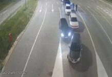Granična policija Srbije vratila crnogorske državljane sa prelaza Gostun i Dračenovac granicna-policija-srbije-vratila-crnogorske-drzavljane-sa-prelaza-gostun-i-dracenovac