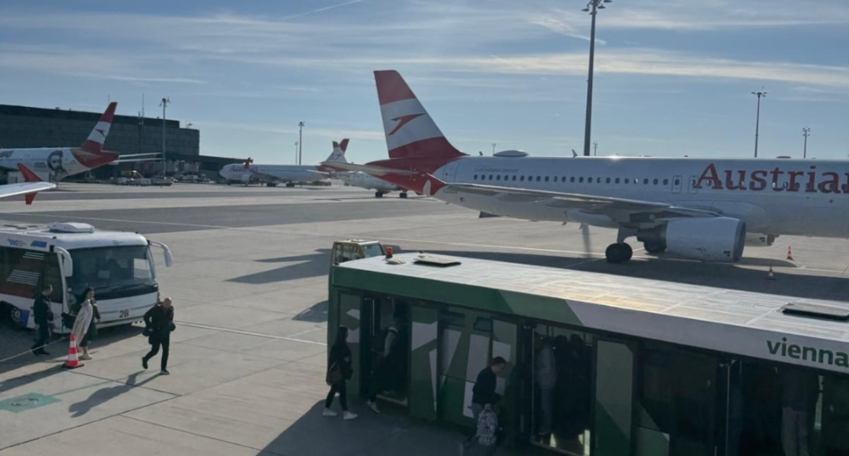 austrijski-avioni-ostaju-bez-goriva-do-kraja-godine:-ministar-upozorava-na-krizu austrijski-avioni-ostaju-bez-goriva-do-kraja-godine:-ministar-upozorava-na-krizu