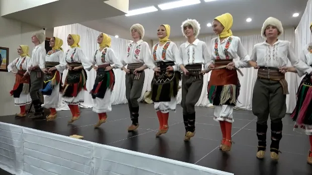 Ваљевско-фолклорно-друштво-„Градац“-обилази-српску-заједницу-у-САД