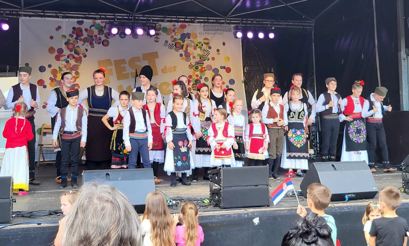 i-nemce-u-kolo-poveli
