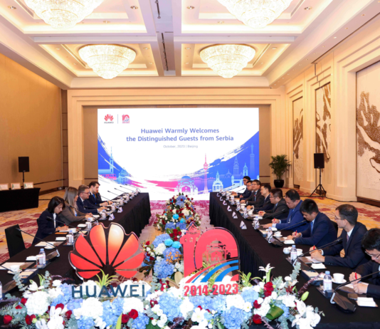 Ministar Jovanović i kompanija Huawei nagradili srpske studente u Kini ministar-jovanovic-i-kompanija-huawei-nagradili-srpske-studente-u-kini