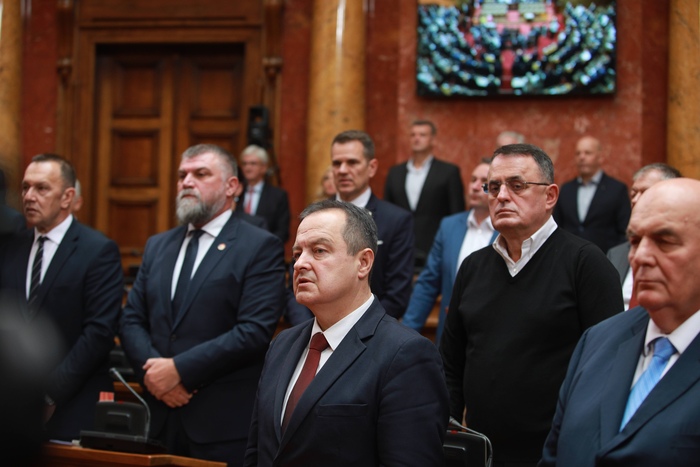 Poslanici u Skupštini Srbije govorili o izlasku na izbore, izbornim uslovima i doseljavanju birača