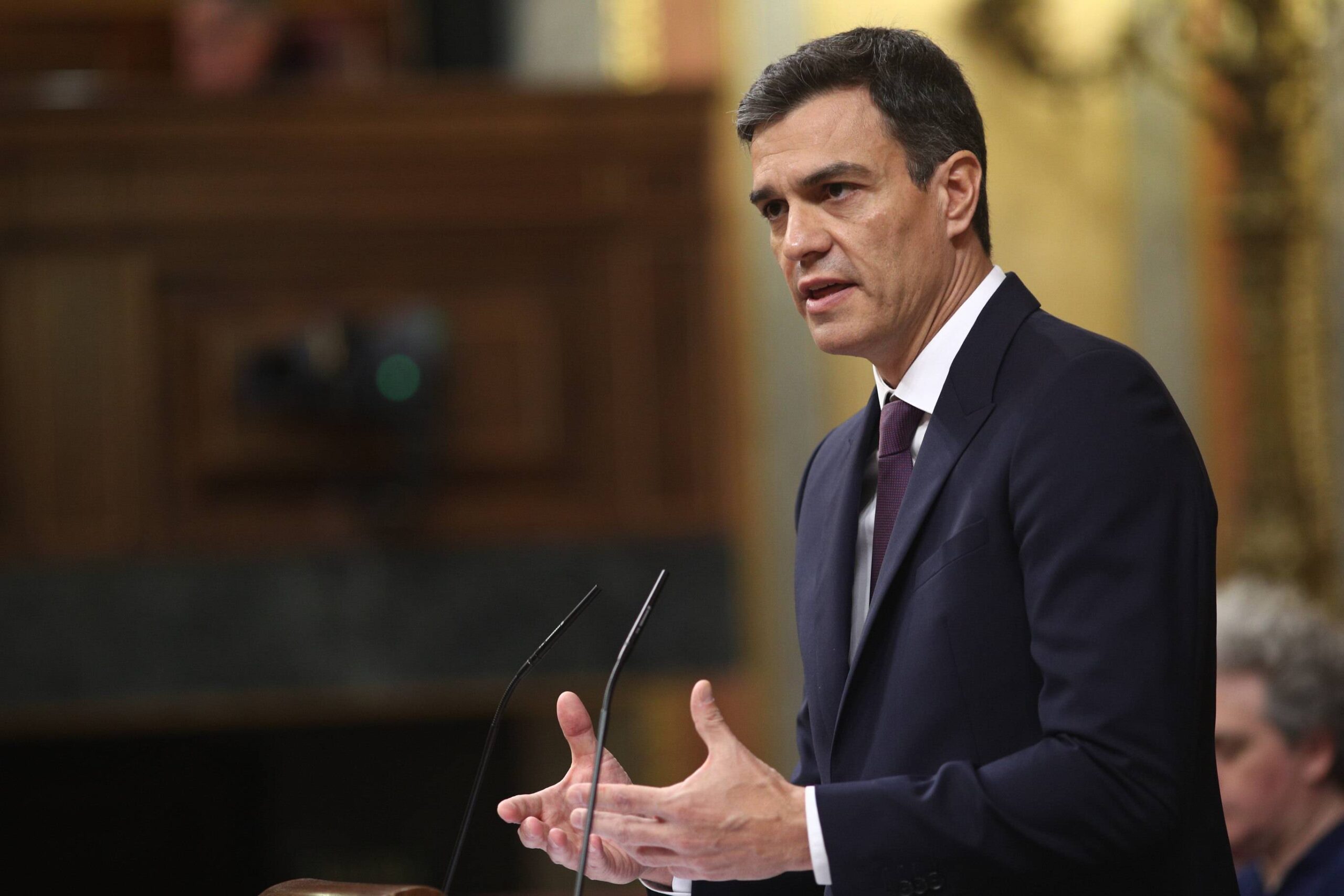 Španski premijer Sančes ostaje na funkciji