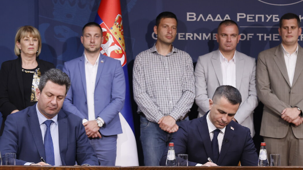 Потписани уговори са 17 општина и градова за тематске кампове за Србе из иностранства