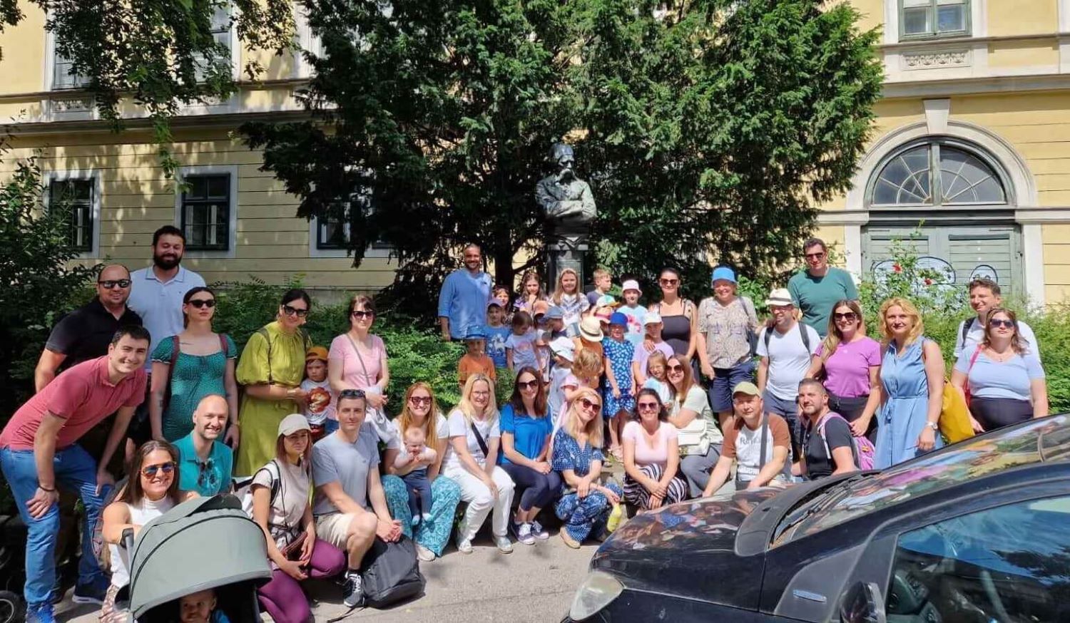 Малишани-из-Причаонице-прошетали-стазама-Вука-Караџића Малишани-из-Причаонице-прошетали-стазама-Вука-Караџића