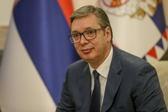 vucic:-prvi-put-u-nasoj-zemlji-prosecna-plata-presla-100.000-dinara vucic:-prvi-put-u-nasoj-zemlji-prosecna-plata-presla-100.000-dinara
