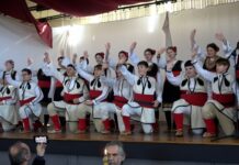 Чикаго: Три и по деценије Богословског факултета СПЦ Чикаго:-Три-и-по-деценије-Богословског-факултета-СПЦ