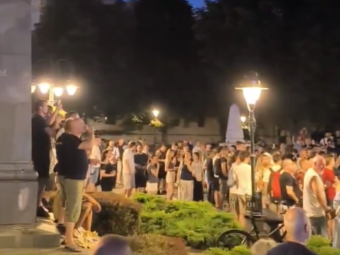 opozicija-u-zajecaru-proglasila-pobedu opozicija-u-zajecaru-proglasila-pobedu