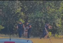 „Svi ispred MUP Novi Beograd“: Studenti FDU pozivaju građane da se okupe zbog hapšenja njihovih kolega „svi-ispred-mup-novi-beograd“:-studenti-fdu-pozivaju-gradjane-da-se-okupe-zbog-hapsenja-njihovih-kolega