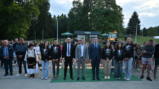 Мостови-љубави-и-знања-–-камп-за-младе-из-дијаспоре-на-Гочу