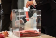 Studenti u Aranđelovcu predali listu „Mladost pobeđuje“ za lokalne izbore studenti-u-arandjelovcu-predali-listu-„mladost-pobedjuje“-za-lokalne-izbore