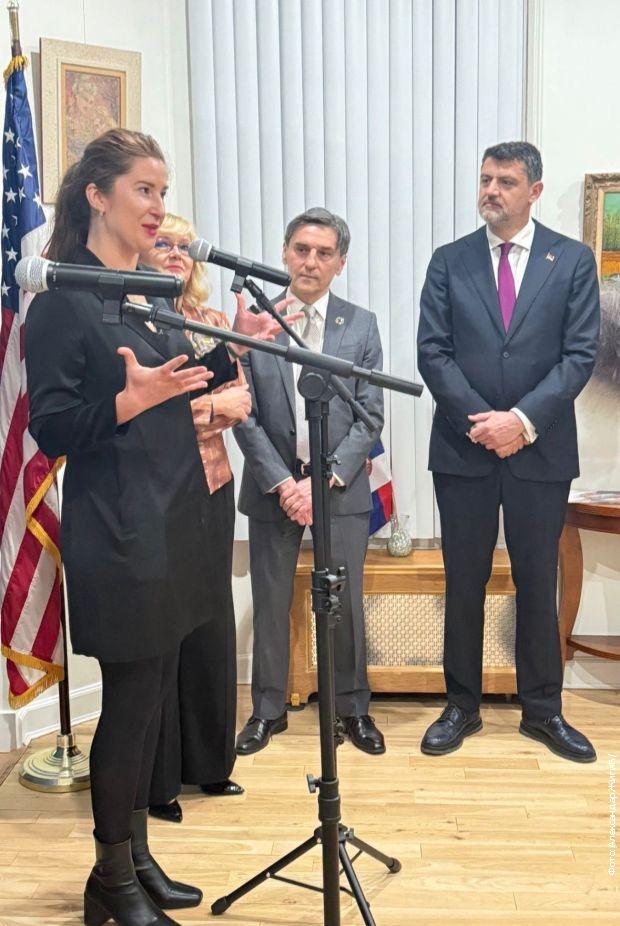 „srpske-zene-u-muzici“,-svecani-prijem-u-konzulatu-srbije-u-njujorku-–-avala-news