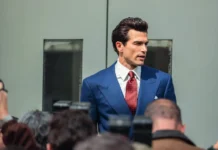 Kellyjev skok: Bila je dovoljna jedna godina, uloga, transformacija da oživi mitsku energiju i stil JFK Jr.-a kellyjev-skok:-bila-je-dovoljna-jedna-godina,-uloga,-transformacija-da-ozivi-mitsku-energiju-i-stil-jfk-jr.-a