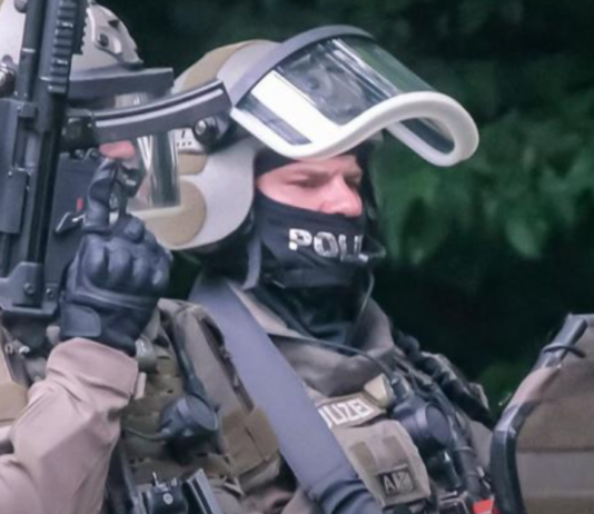 ,,Ubiti nevrnike“!: Sirijac (17) planirao masakr bombama među civilima u Hamburgu! ,,ubiti-nevrnike“!:-sirijac-(17)-planirao-masakr-bombama-medju-civilima-u-hamburgu!