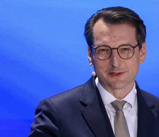 SRBIN NA ČELU NEMAČKOG AUTOMOBILSKOG GIGANTA: Milan Nedeljković zvanično postao izvršni direktor BMW-a! srbin-na-celu-nemackog-automobilskog-giganta:-milan-nedeljkovic-zvanicno-postao-izvrsni-direktor-bmw-a!