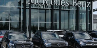 Mercedes rasprodaje sve auto-salone u Berlinu: 1.500 radnika ugroženo mercedes-rasprodaje-sve-auto-salone-u-berlinu:-1.500-radnika-ugrozeno