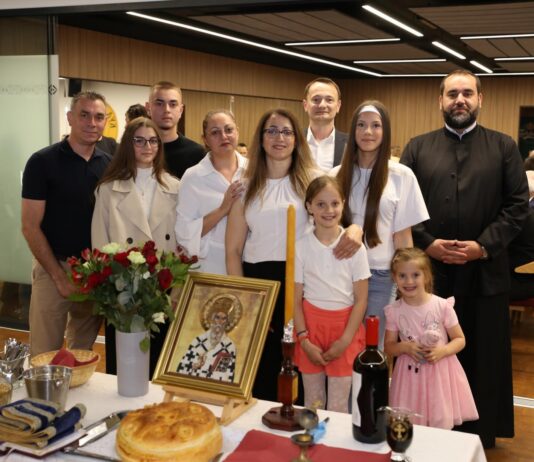 KUD Kolo Baden iz Švajcarske obeležilo slavu Svetog Vasilija Ostroškog u toploj porodičnoj atmosferi kud-kolo-baden-iz-svajcarske-obelezilo-slavu-svetog-vasilija-ostroskog-u-toploj-porodicnoj-atmosferi