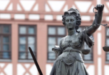 Frankfurt na Majni: Lokalni političar uhapšen u sudnici zbog pritiska na svedoke frankfurt-na-majni:-lokalni-politicar-uhapsen-u-sudnici-zbog-pritiska-na-svedoke