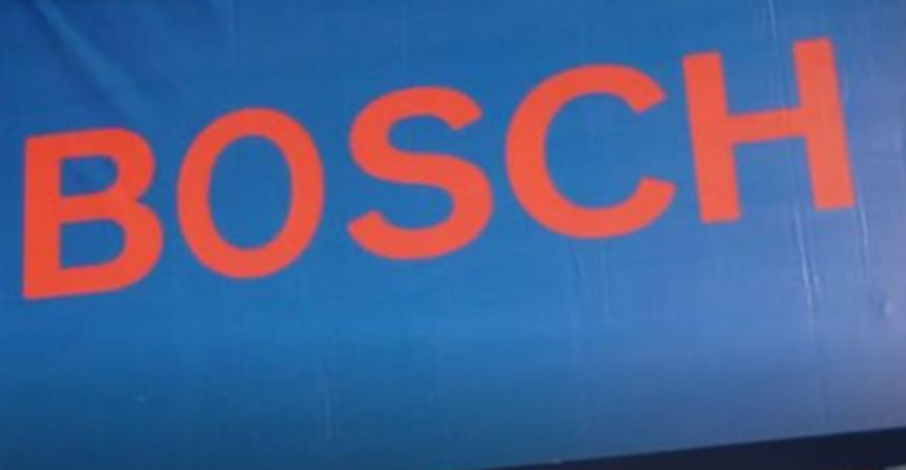 ,,bosch“-na-ivici-ponora:-28.000-radnih-mesta-nestaje-zbog-prelaska-na-elektricne-automobile