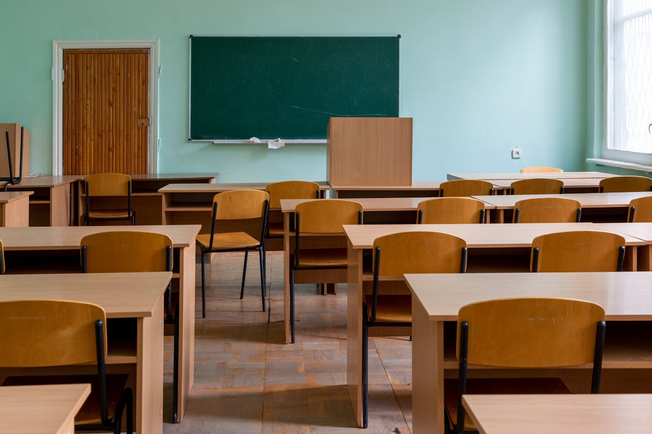 ministarstvo-prosvete:-skole-spremne-za-organizaciju-polaganja-zavrsnog-ispita-za-64.000-osmaka ministarstvo-prosvete:-skole-spremne-za-organizaciju-polaganja-zavrsnog-ispita-za-64.000-osmaka