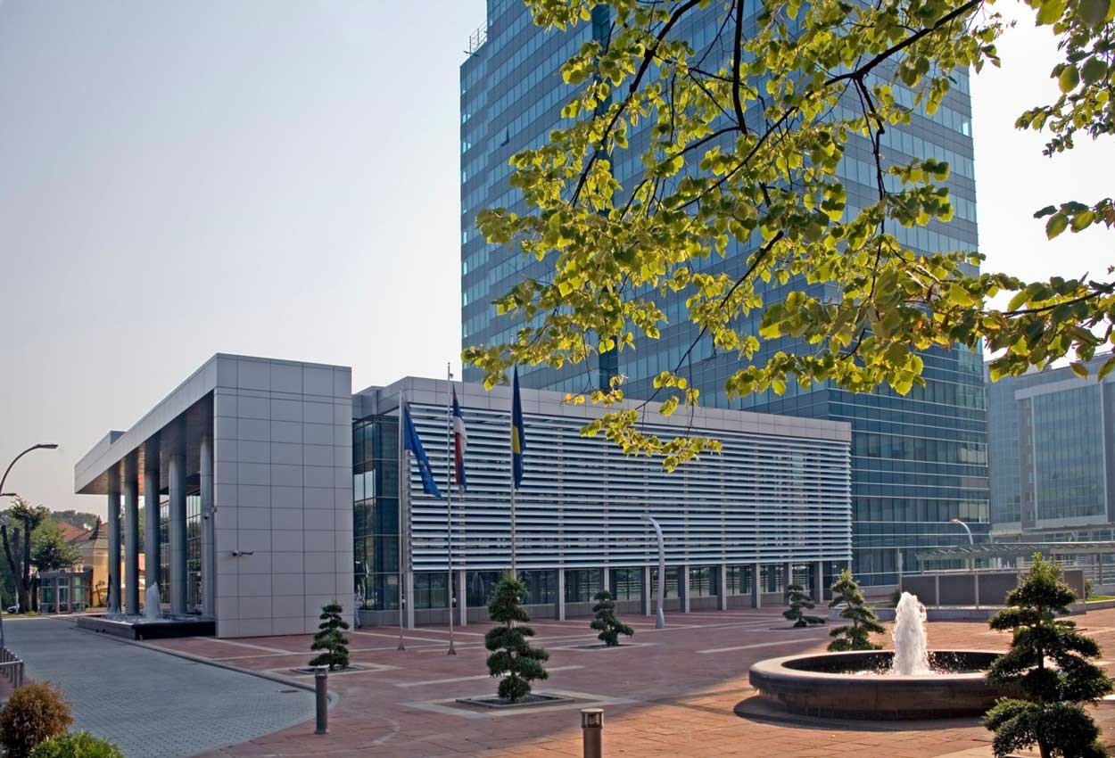 potpredsednice-skupstine-rs-podnosi-ostavku-na-zahtev-dodika-jer-je-pijana-slupala-sluzbeni-automobil potpredsednice-skupstine-rs-podnosi-ostavku-na-zahtev-dodika-jer-je-pijana-slupala-sluzbeni-automobil
