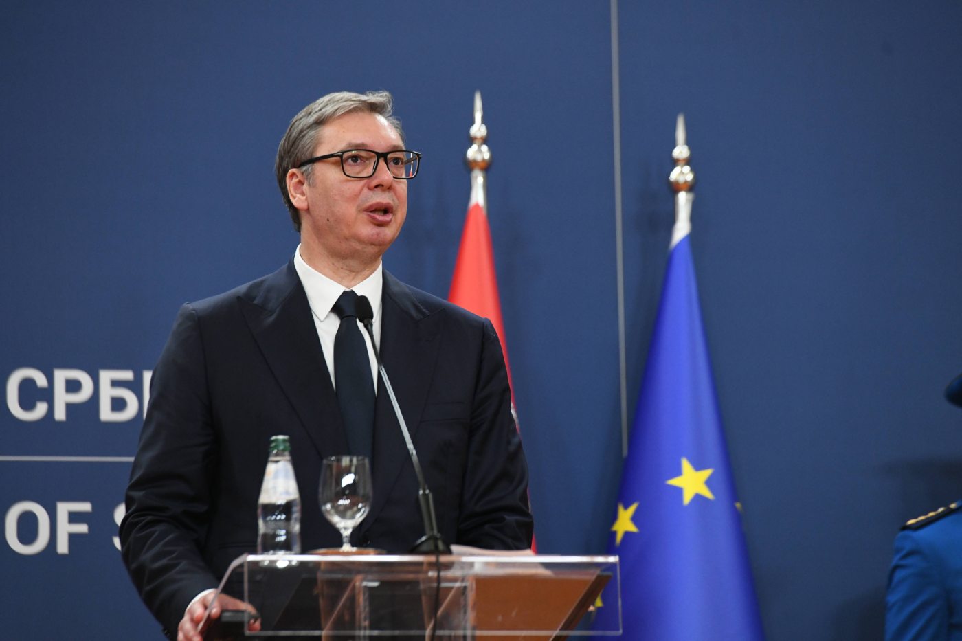 vucic:-neki-su-se-cudno-razmicali-levo-i-desno,-ali-dokazano-je-da-zvucnog-topa-nije-bilo vucic:-neki-su-se-cudno-razmicali-levo-i-desno,-ali-dokazano-je-da-zvucnog-topa-nije-bilo