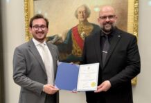 Српска реч стигла до Канаде: Радановићу признање Парламента, књига о КиМ пред дијаспором Српска-реч-стигла-до-Канаде:-Радановићу-признање-Парламента,-књига-о-КиМ-пред-дијаспором